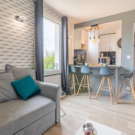 Lys - 7 Min Des Parcs Walt Disney- Parfait Pour Les Familles- Arrivee Autonome - Parking & Wifi Gratuit 마그니 레 홍그레 외부 사진