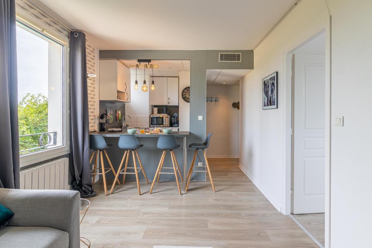 Lys - 7 Min Des Parcs Walt Disney- Parfait Pour Les Familles- Arrivee Autonome - Parking & Wifi Gratuit 마그니 레 홍그레 외부 사진